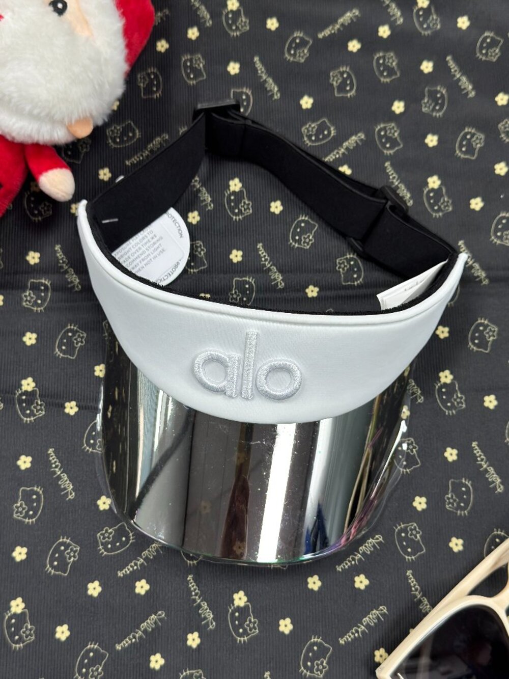💭Alo Yoga Airlift Solar Visor White Tennis Golf Hat🤍Athleisure Travel Style - Picture 4 of 5